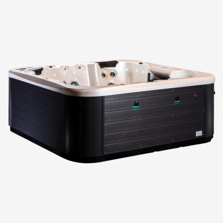 Vortex Xenon Three Quarter