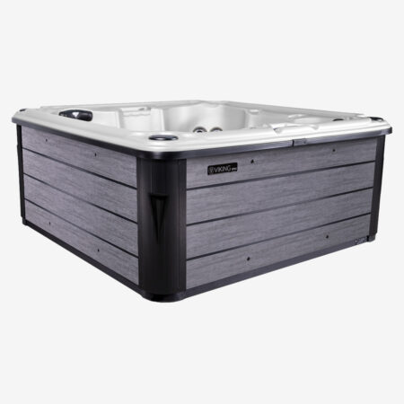 Viking Royale Three Quarter